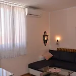 Eva Apartman Zára
