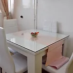 Eva Apartman Zára