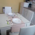 Eva * Zára