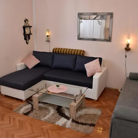 Eva Apartment
